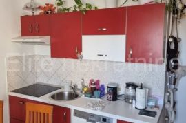 Turnić - prodaja stana, 62 m2, lođa!, Rijeka, شقة