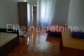 Rijeka, centar - najam stana, 100 m2, odlična lokacija!, Rijeka, Flat