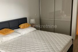 Kantrida - najam stana, 95m2, balkon, parking!, Rijeka, Apartamento