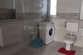 Preluk - najam stana, 95m2!!, Rijeka, Wohnung