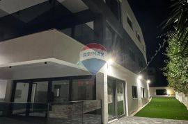 APARTMAN 110, Kožino, LUKSUZNO,30M OD MORA-NAMJEŠTENO, Zadar - Okolica, Kвартира