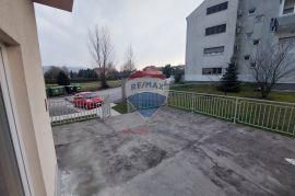 POSLOVNI PROSTOR, 80,92m2, Oroslavje- NAJAM, Oroslavje, Commercial property