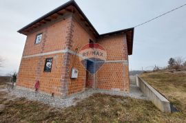 KUĆA 363m2 na odličnoj mirnoj lokaciji, Radoboj, Radoboj, House