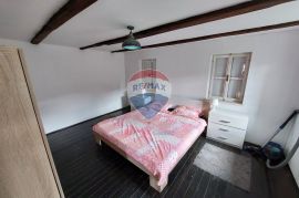 RENOVIRANA DRVENA KUĆA 150m2, BLIZINA V. TRGOVIŠĆA, Veliko Trgovišće, House