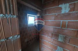 POSLOVNI PROSTOR 80,92m2, OROSLAVJE, PRODAJA, Oroslavje, Commercial property