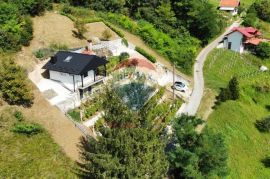 VIKEND KUĆA 77m2, detaljno renovirano, Krapina, Krapina - Okolica, Casa