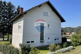 KUĆA 200 m2 SA GOSPODARSKOM ZGRADOM, CENTAR MAČE, Mače, House