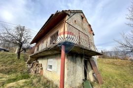 KUĆA ZA RENOVACIJU, ODLIČNA LOKACIJA, JAZVINE, Radoboj, Haus