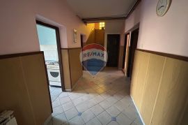 Kuća 250m2, Radoboj-PRODAJA, Radoboj, House