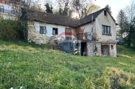 STARIJA KUĆA+POMOĆNI OBJEKAT -RADOBOJ, Radoboj, House