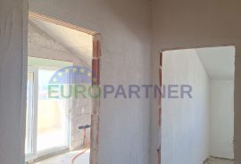 Kuća sa prekrasnim pogledom na more na Čiovu, 600 m2, prodaja, Trogir, House