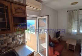 Kuća sa prekrasnim pogledom na more na Čiovu, 600 m2, prodaja, Trogir, House