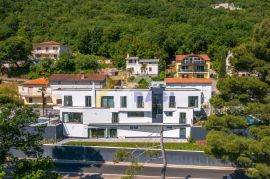 OPATIJA, MOŠĆENIČKA DRAGA – dvije nove vile s bazenom, 410m2 + 225m2 s vrtom, namještajem i wellnessom, Mošćenička Draga, Casa