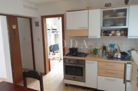 Dramalj, dvosobni stan sa  parkingom, pogled na more!, Crikvenica, Appartement