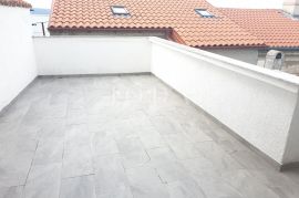 Dramalj, dvosobni stan sa  parkingom, pogled na more!, Crikvenica, Appartment