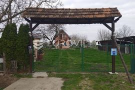 Drenje, Podgorje Bračevačko, vikendica 75 m2 sa voćnjakom, Drenje, Famiglia