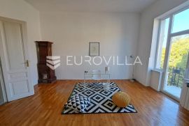 Osijek, Centar, prekrasan secesijski stan u strogom centru, 2. kat, 95 m2, Osijek, Appartement