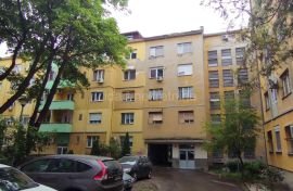 Zemun, Alaska, 1.0, 24m2, potkrovlje, Zemun, Wohnung