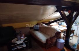 Zemun, Alaska, 1.0, 24m2, potkrovlje, Zemun, Appartment