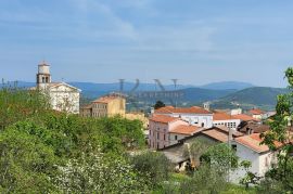 Istra, Investicijska Prilika: Građevinske Parcele u Centru Vižinade, Vižinada, Arazi
