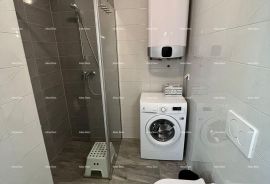 Stan Prodaja apartmana sa garažnim mjestom u novom, modernom objektu, udaljen 500 metara od plaža, Banjole! Pogled na more!, Medulin, Appartment