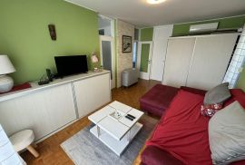 Trosoban stan na prodaju, Pula, Istra, Pula, Appartement