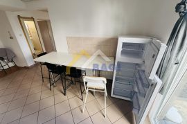 Ivanja Reka stan za 5-10 radnika, Peščenica - Žitnjak, Appartment