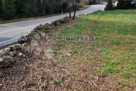 Građevinsko + poljoprivredno zemljište na mirnoj lokaciji, Marčana, Terreno