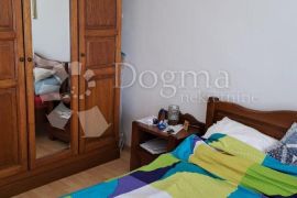 APARTMAN U PRIZEMLJU S TERASOM, Crikvenica, Daire