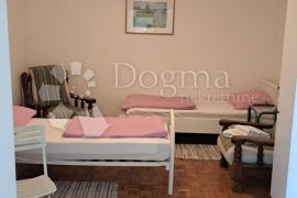 APARTMAN U SUTERENU, Crikvenica, Kвартира