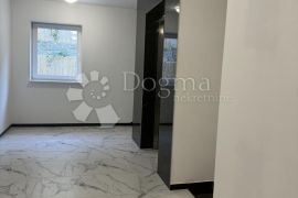 Kostrena, novo-uređen 2S+DB, stan za dugoročni najam u novogradnji!, Kostrena, Appartement