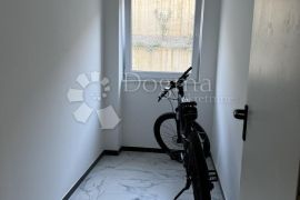 Kostrena, novogradnja, 1S+DB, novo-namješten, za najam!, Kostrena, Apartamento