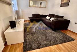 Palmotićeva-najam stana-800 eur, Donji Grad, Appartement