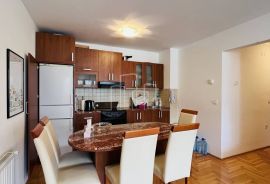 Apartman sa jednom spavaćom i terasom Bjelašnica prodaja, Trnovo, Appartement