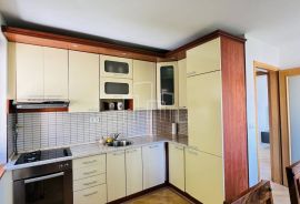 Odličan opremljen dvosoban stan Centar Sarajevo najam, Sarajevo Centar, Appartement