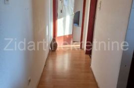 Cerak, Kosmajska, komforan trosoban stan, Čukarica, Appartement