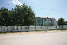 Kuća za odmor na prodaju, Buje, okolica, Istra, Buje, House