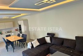 Prodaje se kuća s okućnicom površine 2015 m2 u Rovinju, Rovinj, Casa