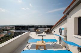 ISTRA, LIŽNJAN- Luksuzni penthouse s pogledom na more!, Ližnjan, Appartement