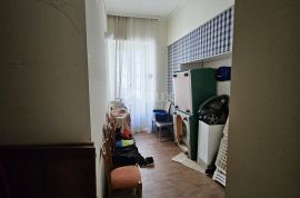 RIJEKA, CENTAR- stan 190,77 udaljen 50m od mora, Rijeka, Appartement