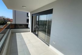 ISTRA, NOVIGRAD - Komforan stan 600 m od plaže, Novigrad, Apartamento