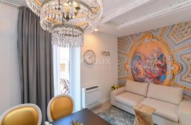 OPATIJA, CENTAR - luksuzno uređeni stan + apartman u srcu Opatije, Opatija, Kвартира