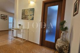 Jadranovo stan blizu mora, Crikvenica, Appartement