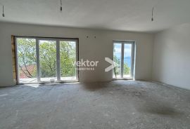 Ćikovići, dvije etaže s velikom okućnicom, Kastav, Apartamento