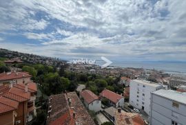 Belveder, 2-soban s balkonom, pogled na grad i more, Rijeka, شقة