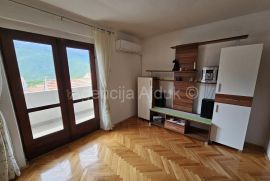 Zagvozd stan u strogom centru 56 m2 dvosoban, Zagvozd, Apartamento