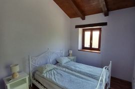 Kamena kuća sa bazenom, Momjan, Istra, Buje, House