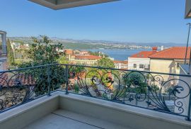 OPATIJA, CENTAR - stan 64m2 u novogradnji, 200 metara od plaže i centra Opatije s garažom, Opatija, Appartment