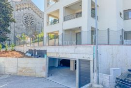 OPATIJA, CENTAR - stan od 67m2 u novogradnji u centru Opatije s garažom, pogledom na more, 200 metara od plaže, Opatija, Daire