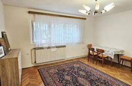 MAKSIMIR, STAN U LIJEPOJ ZGRADI SA VRTOM, Maksimir, Apartamento